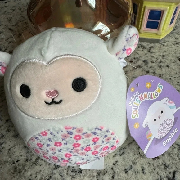 🍀 NWT Squishmallow 5 in Sophie - Picture 5 of 5